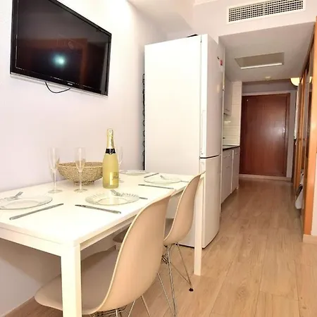 Estudio Para 4 Personas *